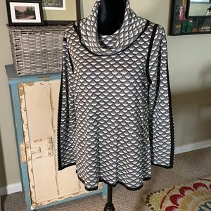 Calvin Klein Black/White Cowl Neck Sweater. Size L